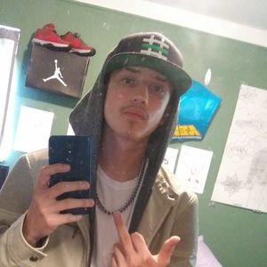 Meet your Posher, Isaac